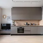 Cozy & Stylish Studio - Great For Short Trips